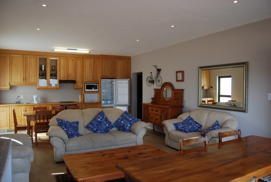 To Let 3 Bedroom Property for Rent in Calypso Beach Western Cape